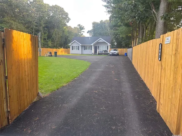 144B Sunset Avenue #B, Selden, NY 11784