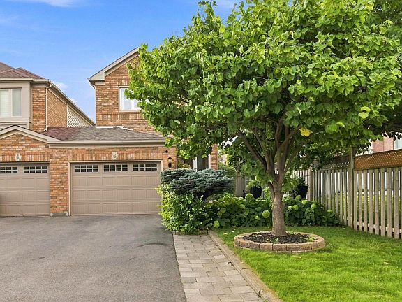 2nd image of 6 Birchcliffe Dr