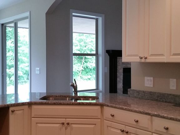 5th image of 61060 Winterberry Dr