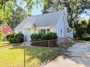 410 Camden Ave, Magnolia, NJ 08049