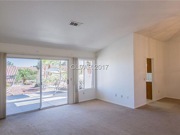 3rd image of 2724 Lotus Hill Dr