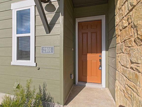 3rd image of 1020 Vista View Dr #2101