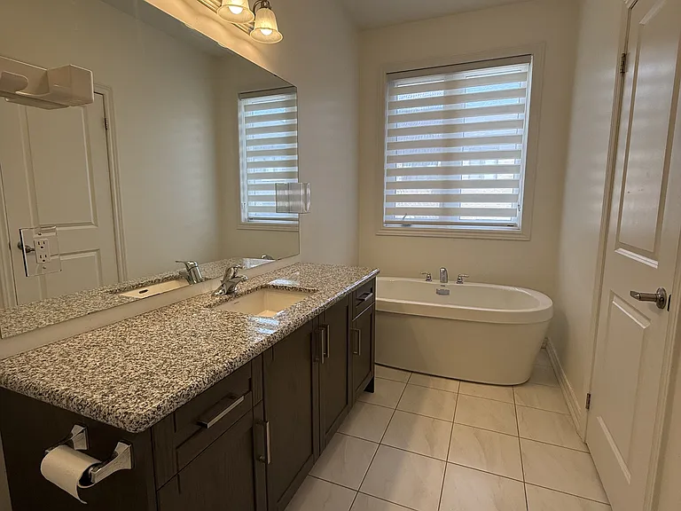 99 Hilts Dr — Photo 15