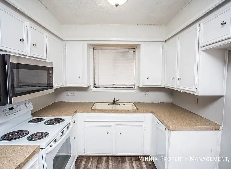 7402 Waco Ave #B — Photo 5
