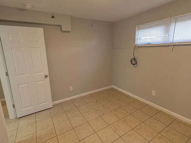 706 Demaret Dr #C — Photo 21