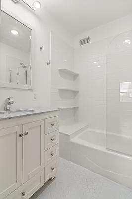 Rented by Nest Seekers International | media 44