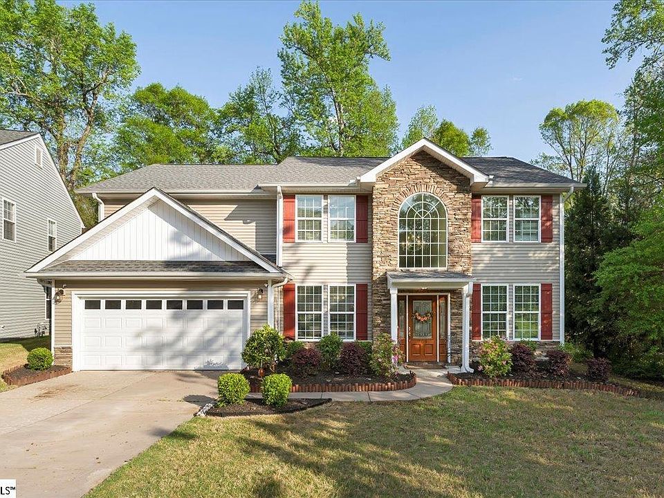 1st image of 209 Kylemore Ln