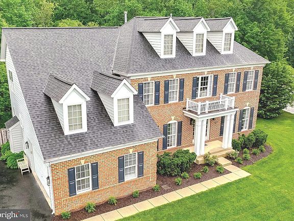 2nd image of 8080 Norwich Ct