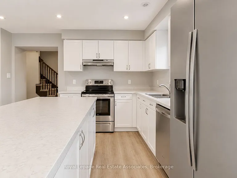 488 Bellflower Ct — Photo 15