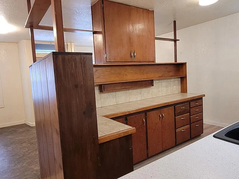 1937 Oregon Ave #2 — Photo 7