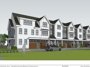 519 Metropolitan Ave, Hyde Park, MA 02136