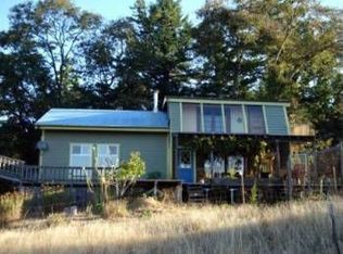 1000 Tim Mullen Rd, Kneeland, CA 95549