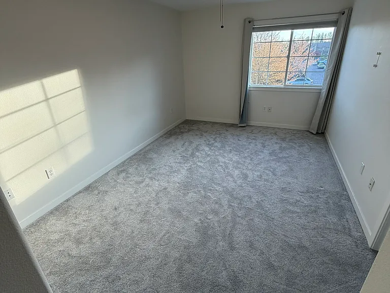 239 N Cedar St — Photo 17