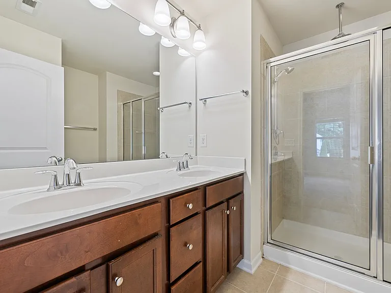 23 Pocono Dr — Photo 13