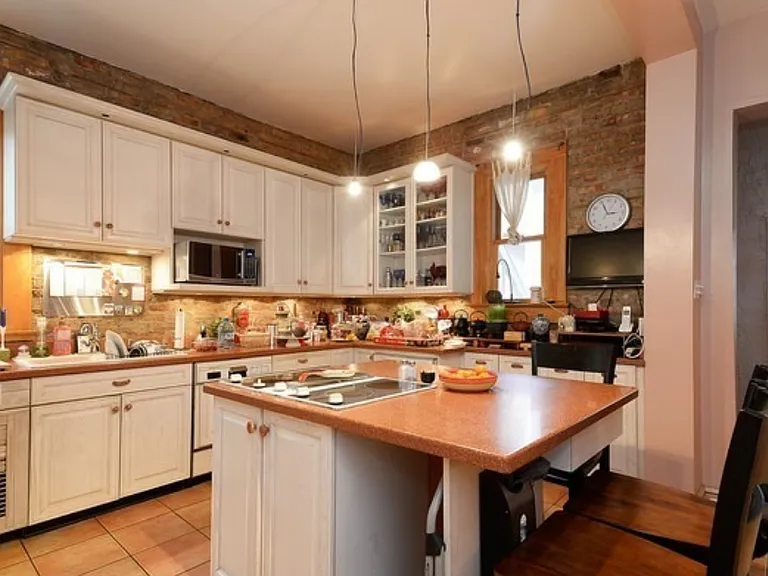 819 W Cuyler Ave — Photo 10