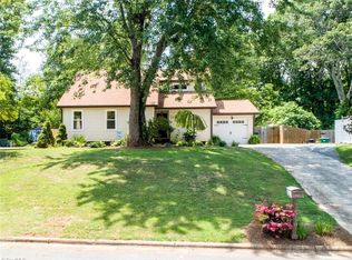 840 Falconbridge Rd, Rural Hall, NC 27045