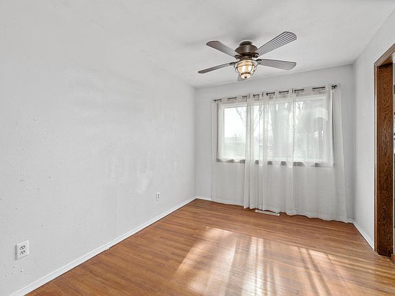 5th image of 217 E Filmore St