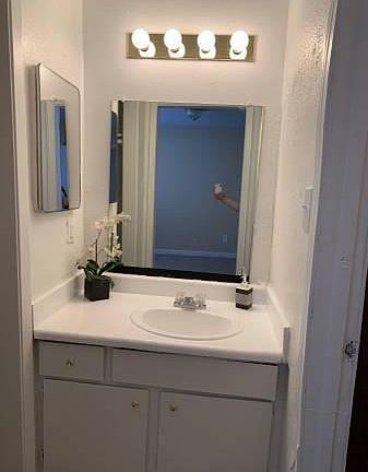 2nd image of 3737 Hillcroft St #94dfeaaaa