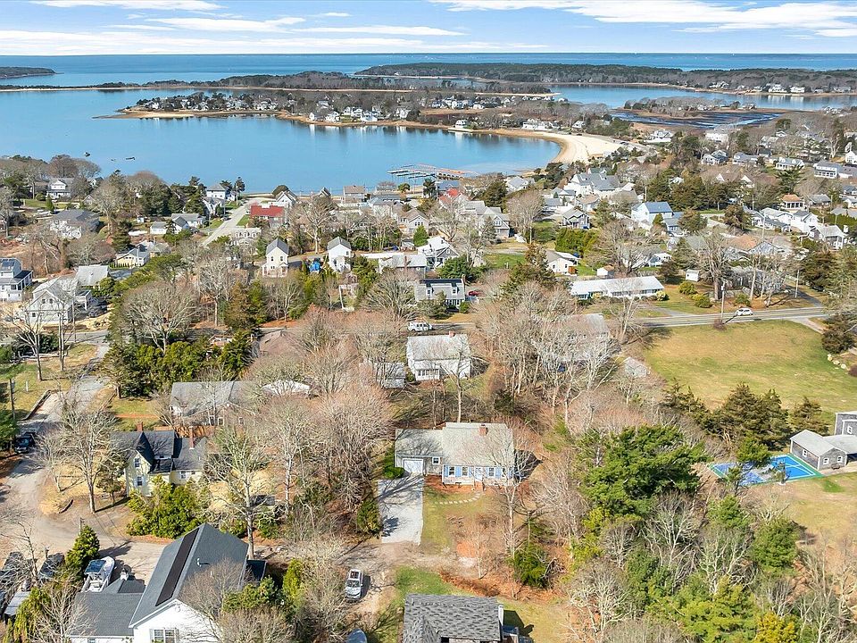 1st image of 4 Quail Hill Road
