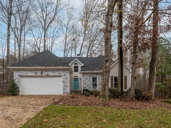 904 Saint Catherines Dr, Wake Forest, NC 27587