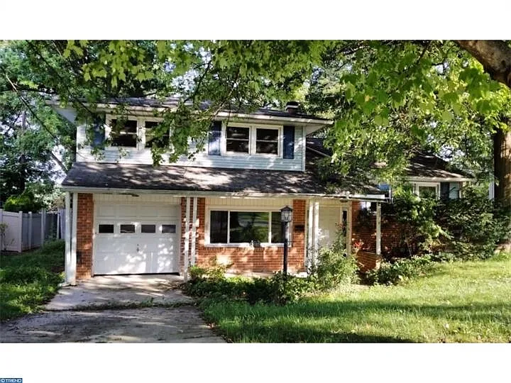 1219 Pecksniff Rd photo 1