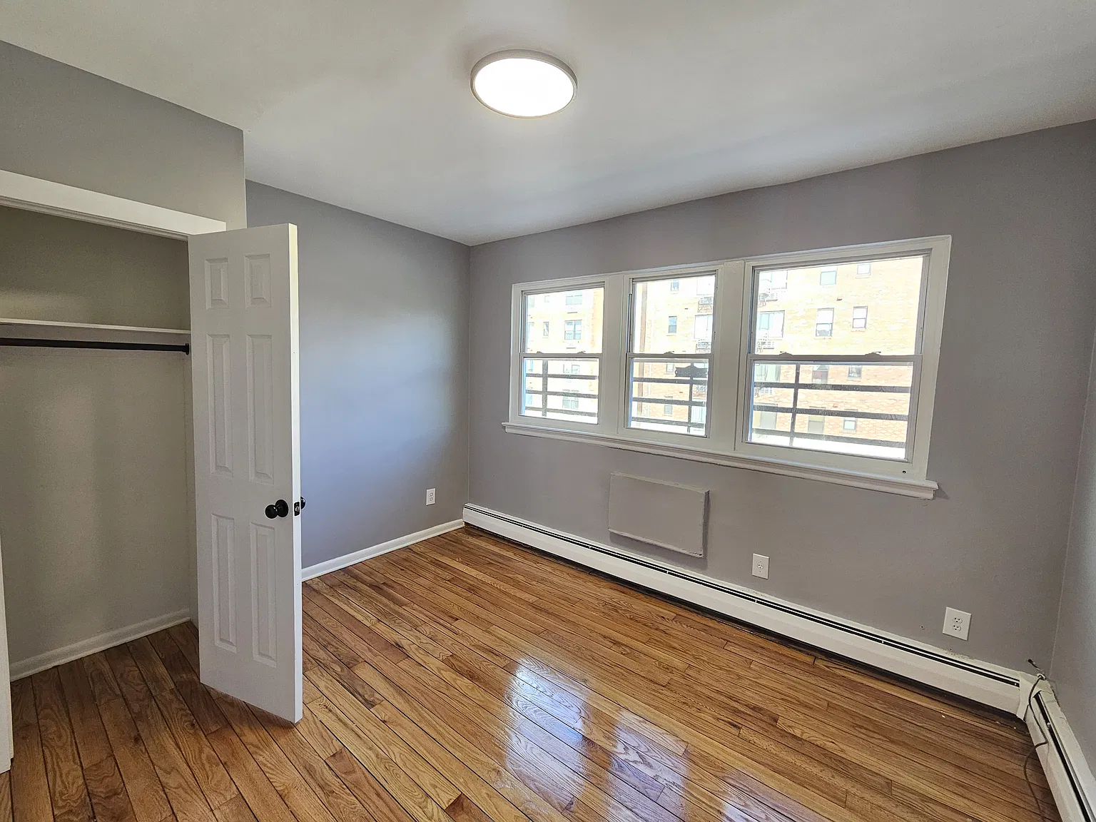 1 bed, 900 sqft, $1,750 — Photo 4