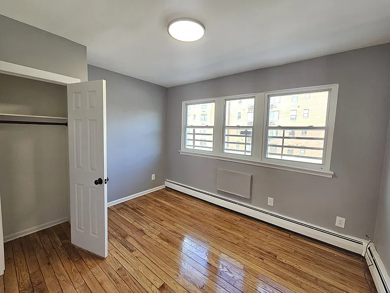 419 Lincoln Ave #1 — Photo 3