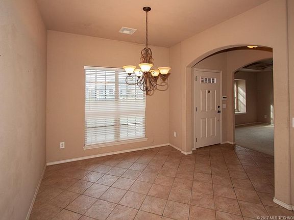 5th image of 20593 E 45th St E