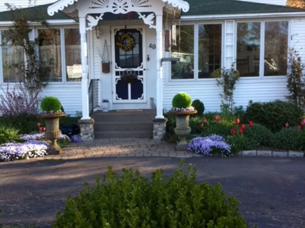 49 Llynwood Dr, Bolton, CT 06043