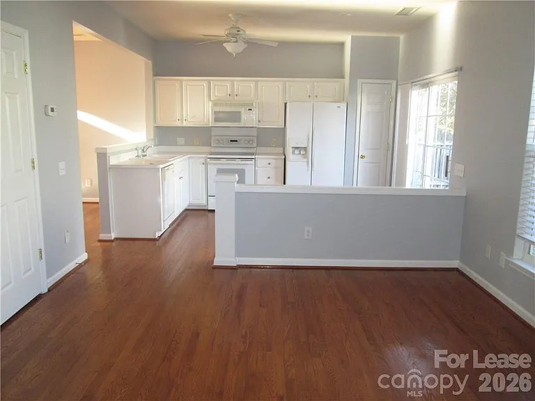 8807 Ormeau Dr — Photo 4