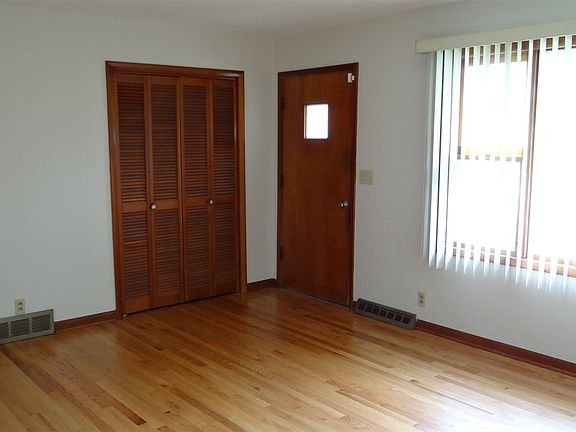 5th image of 3311 Dallas Cir
