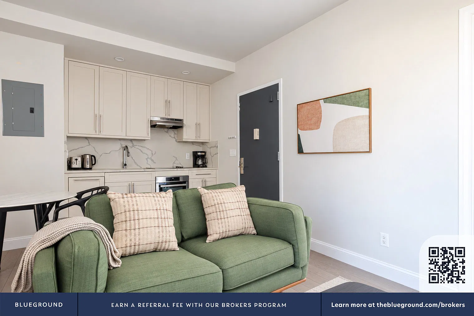 915 West End Avenue — Photo 3