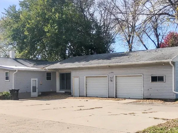 1213 5th Ave N, Estherville, IA 51334