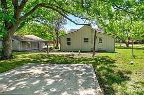 241 S Cotrell St — Photo 28