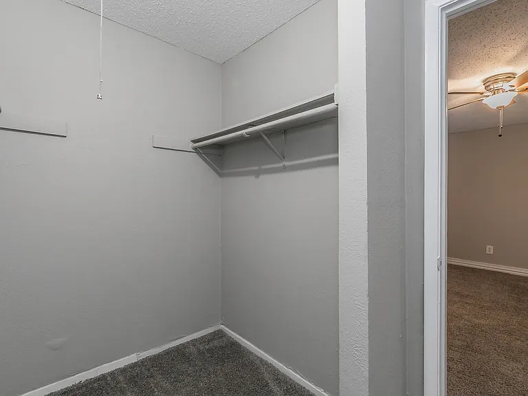Riata Park Apartments — Photo 70