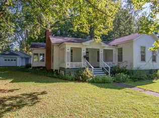 237 10th St, Lincoln, IL 62656