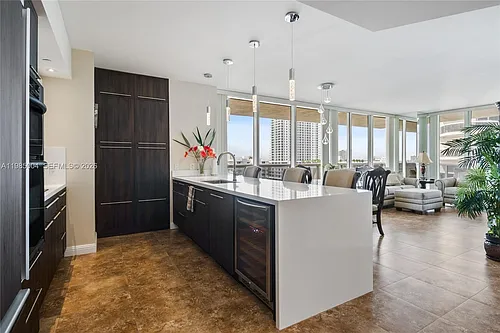 1830 S Ocean Dr #1108 Photo 1