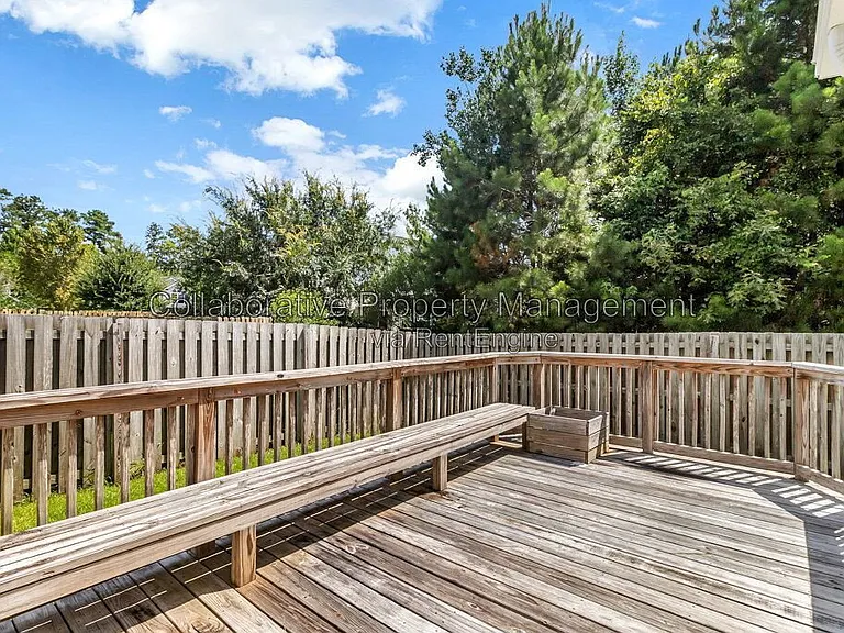 105 Richmond Walk Dr — Photo 18