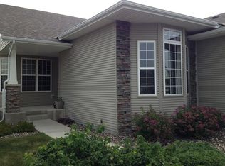 6778 Pine Arbor Blvd S, Cottage Grove, MN 55016