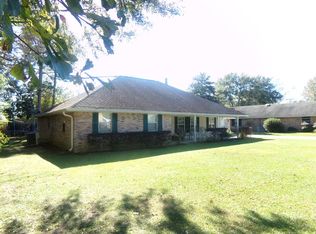 109 Woodlawn Dr, Carriere, MS 39426