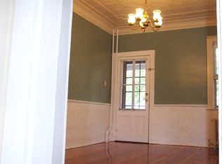 61-63 Oak St, Windsor Locks, CT 06096