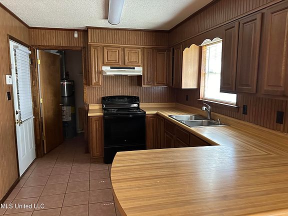 2nd image of 3702 Sculpin Ave