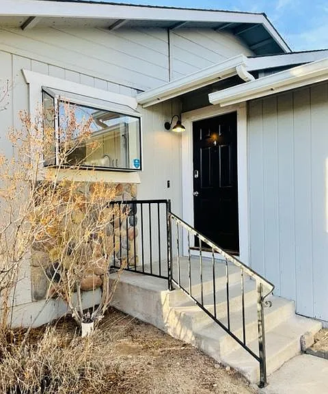 3189 Achilles Dr — Photo 2
