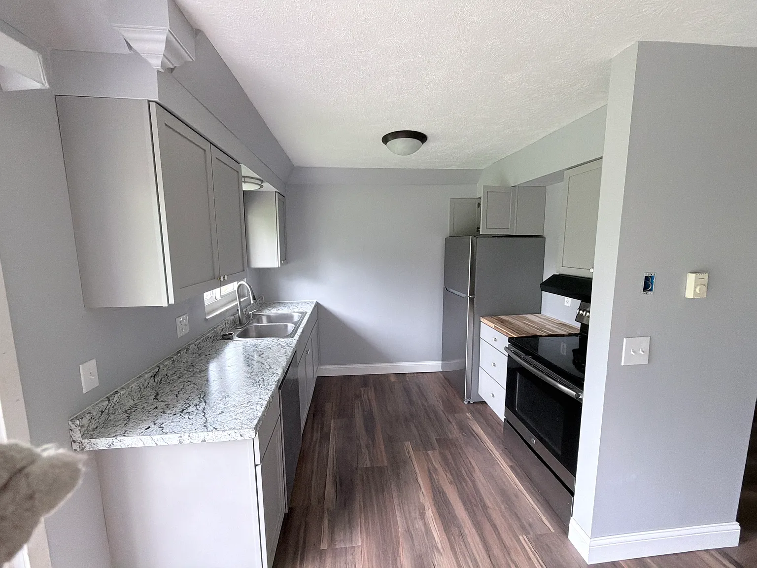 2 bed, 1020 sqft, $1,500 — Photo 3