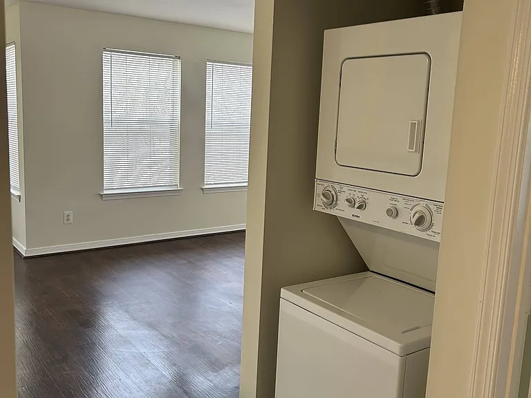 4418 Lord Loudoun Ct #132 — Photo 32