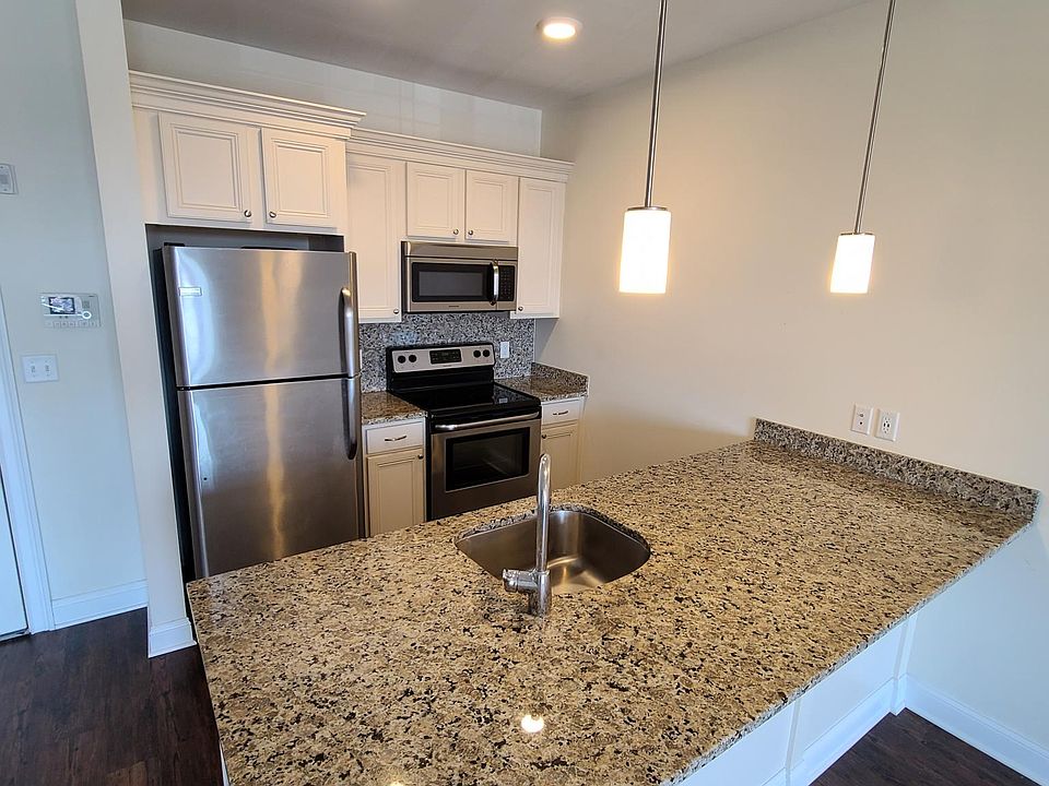 1st image of 14 Hudson Ave APT 307
