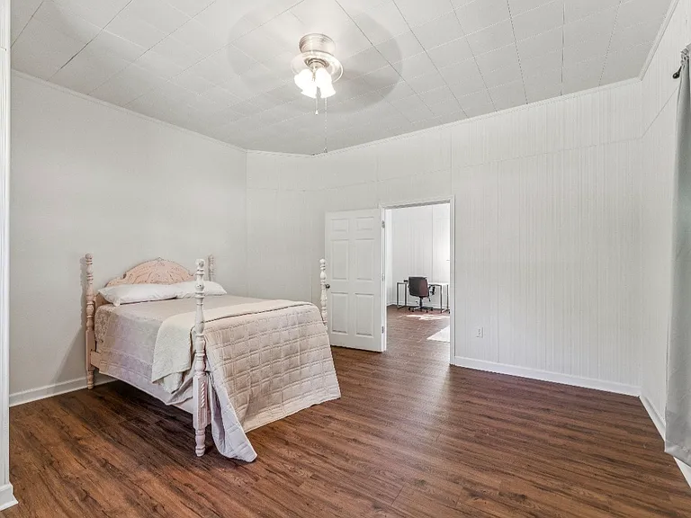 1220 Ashville Rd — Photo 19