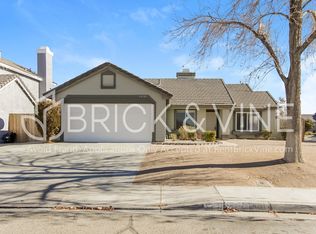 44202 36th St W, Lancaster, CA 93536