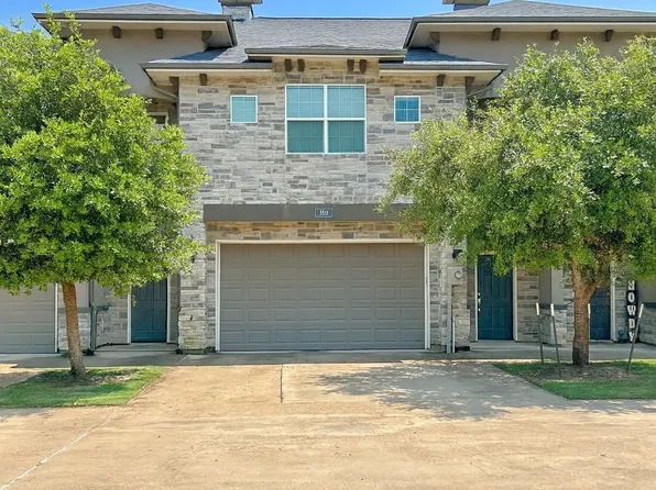 3511 Summerway Dr, College Station, TX 77845
