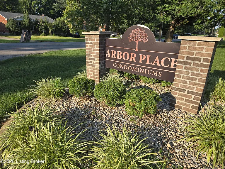 6522 Six Mile Ln #2 — Photo 1